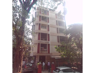 Flat on rent in Deccan House, Bandra West