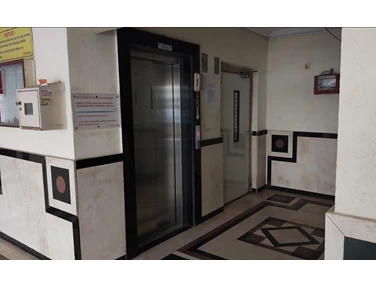 Flat on rent in Dheeraj Darshan, Andheri East