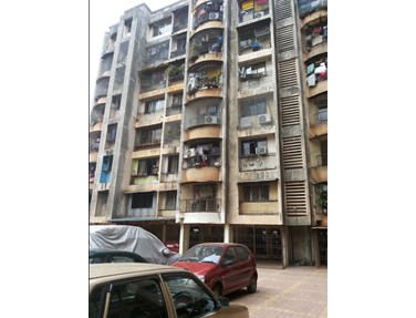 Flat on rent in Godavari, Santacruz West