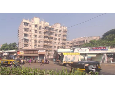 Flat on rent in Gold Coin Apartments, Santacruz East