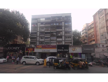 Flat on rent in Kamal Apartment, Andheri West