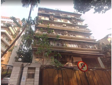 Flat on rent in Marinate, Bandra West