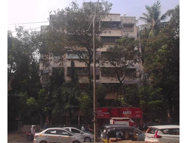 Flat on rent in Meera Madhura, Andheri West