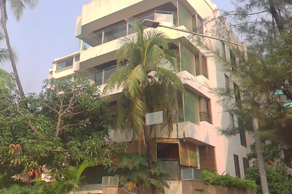 Flat on rent in Natasha Sea View Apartment - Khar West, Bandra West