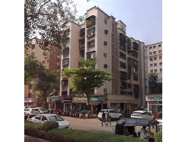 Flat on rent in Linkway CHS, Andheri West