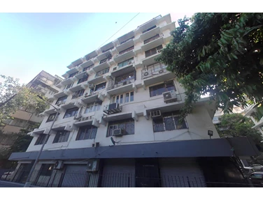 Office on rent in Niranjan, Marine Drive