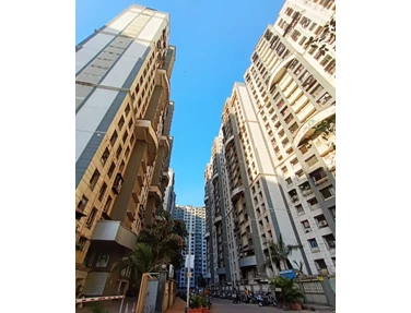 Flat on rent in Sapphire Lakeside, Powai