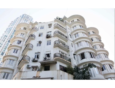 Flat on rent in Shangri-lla, Tardeo