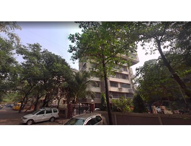 Flat on rent in Twin Apartments, Malad West