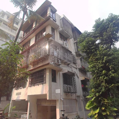 Flat on rent in Chopra Niwas, Bandra West