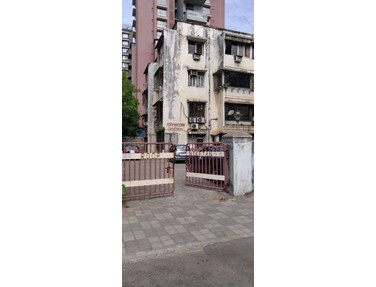 Flat on rent in Roop Niketan Housing Society, Bandra West