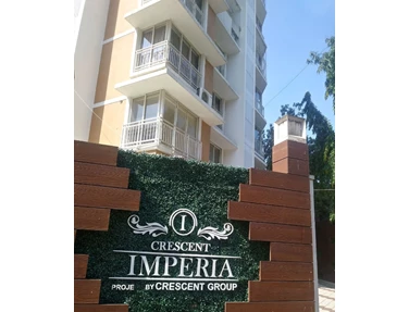 Flat on rent in Crescent Imperia, Santacruz East