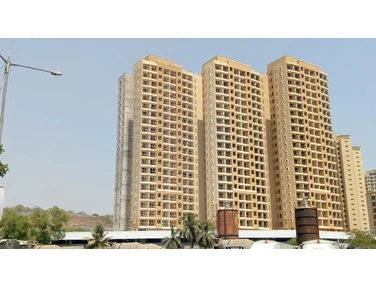 Flat on rent in Raheja Residency, Malad East