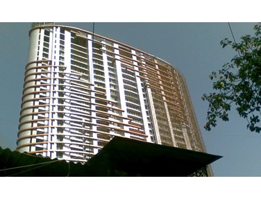 Flat on rent in Raheja Atlantis, Worli