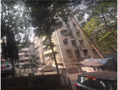 Flat on rent in Kings Acre, Santacruz West