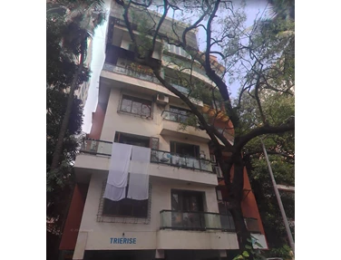 Flat on rent in Trierise, Khar West