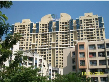 Ekta Meadows, Kandivali East