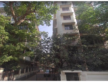 Flat on rent in Revills, Cuffe Parade