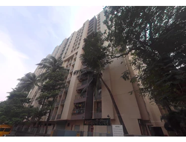 Flat on rent in Mahalakshmi Towers, Andheri West