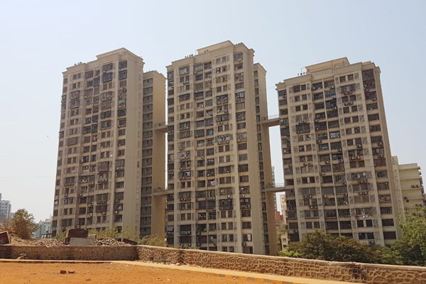 Flat on rent in Evershine Embassy, Andheri West