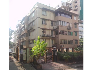 17 - Rishikesh Apartment, Worli