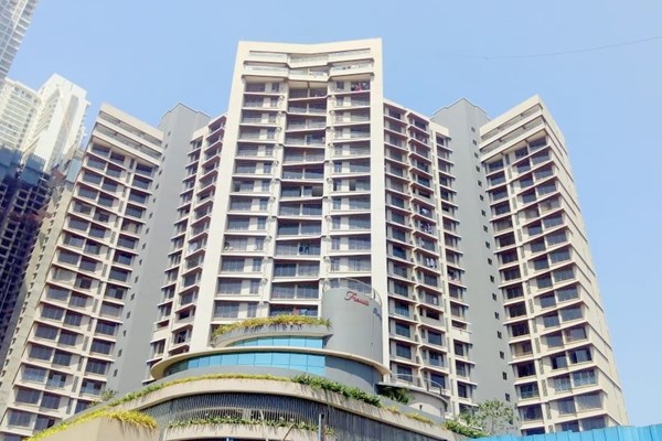 Flat for sale in Fressia Rani Bello, Malad East