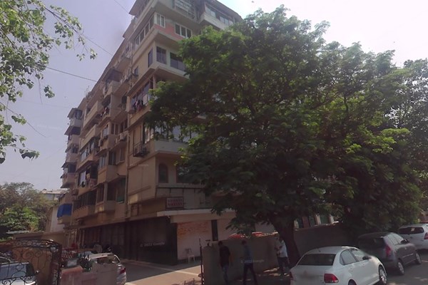 Flat for sale in Shanti Niketan, Marine Drive