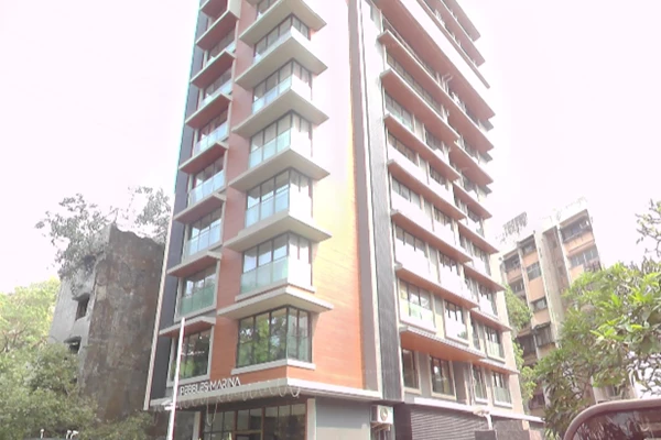 Flat for sale in Pebbles Marina, Santacruz West