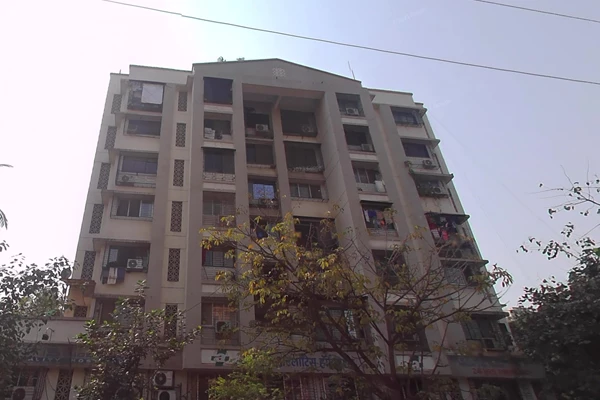 Flat for sale in Bayview CHS, Malad West