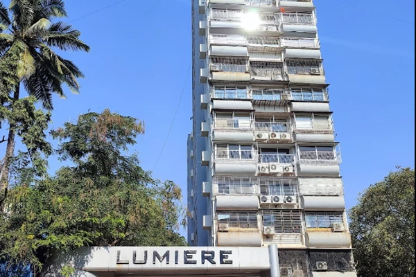 Flat on rent in Lumiere Tower, Andheri West