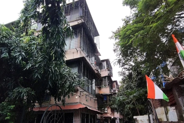 Flat for sale in Osman Chambers, Juhu