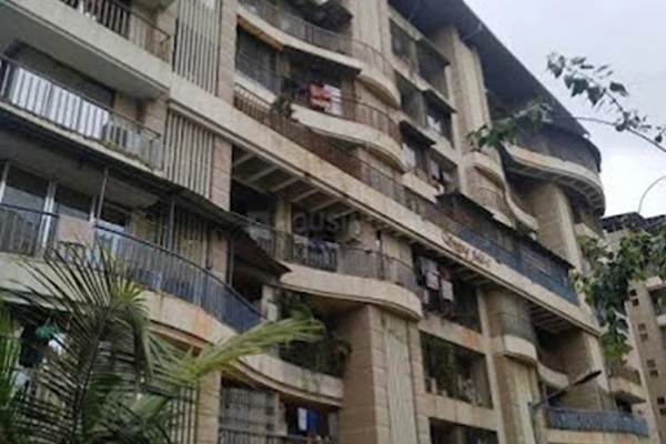 Flat on rent in Springfield CHS, Andheri West