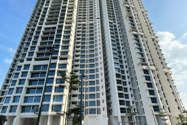 Flat for sale in Lodha White City, Kandivali East