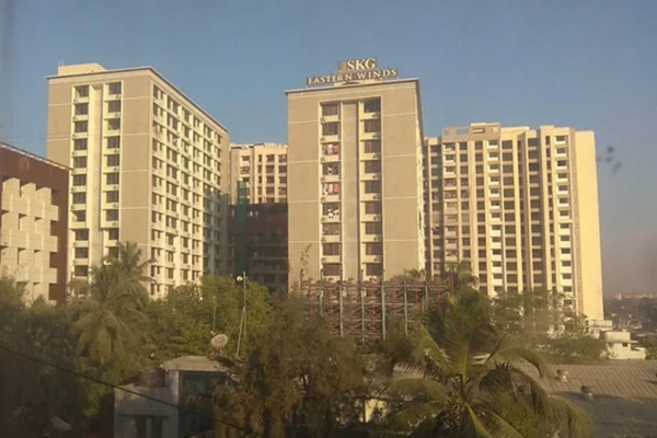 Flat on rent in SKG Eastern Winds, Kurla