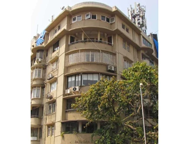 Flat on rent in Ravindra Mansion, Churchgate