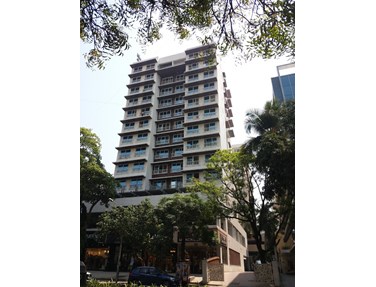 Link Palace, Santacruz West