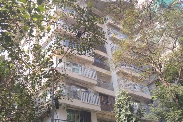 Flat on rent in Nav Bahar, Khar West