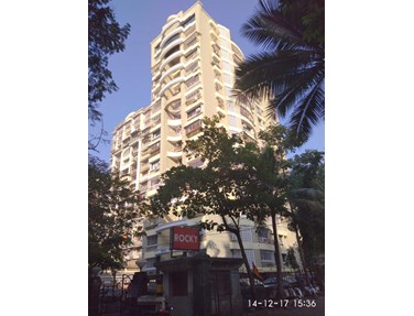 Flat on rent in Rocky Hill, Bandra West