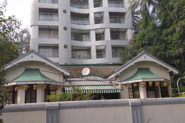 Flat for sale in Silver Crest, Bandra West