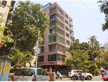 Flat on rent in Solitaire, Andheri West