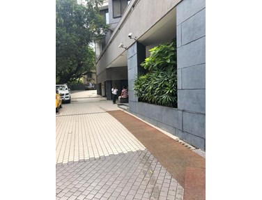 Flat on rent in Sundeep, Khar West