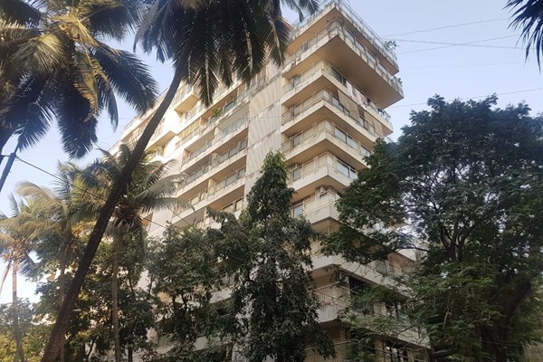 Flat for sale in Trishul, Juhu