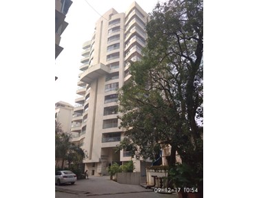 Flat on rent in Dheeraj Devika, Bandra West