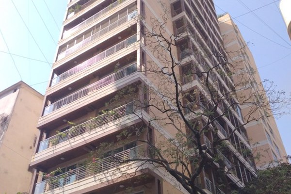 Flat on rent in Mehr Apartments, Khar West