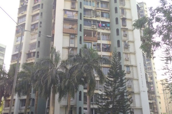 Flat on rent in Golden Heights, Andheri West