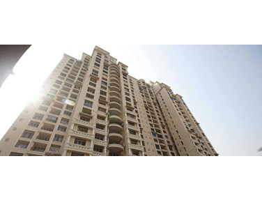 Flat on rent in Mahindra Eminente, Goregaon West