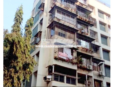 Flat on rent in Benzer Apartment, Andheri West