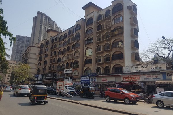 Flat on rent in Twinkle Apartment, Andheri West