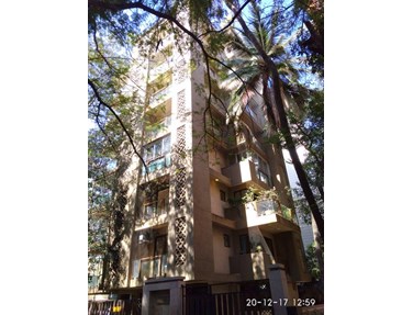 Flat on rent in Kavarana Villa, Bandra West