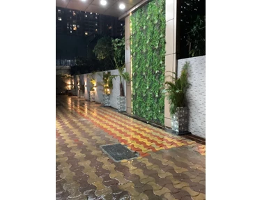 12 - Cosmos Plaza, Andheri West